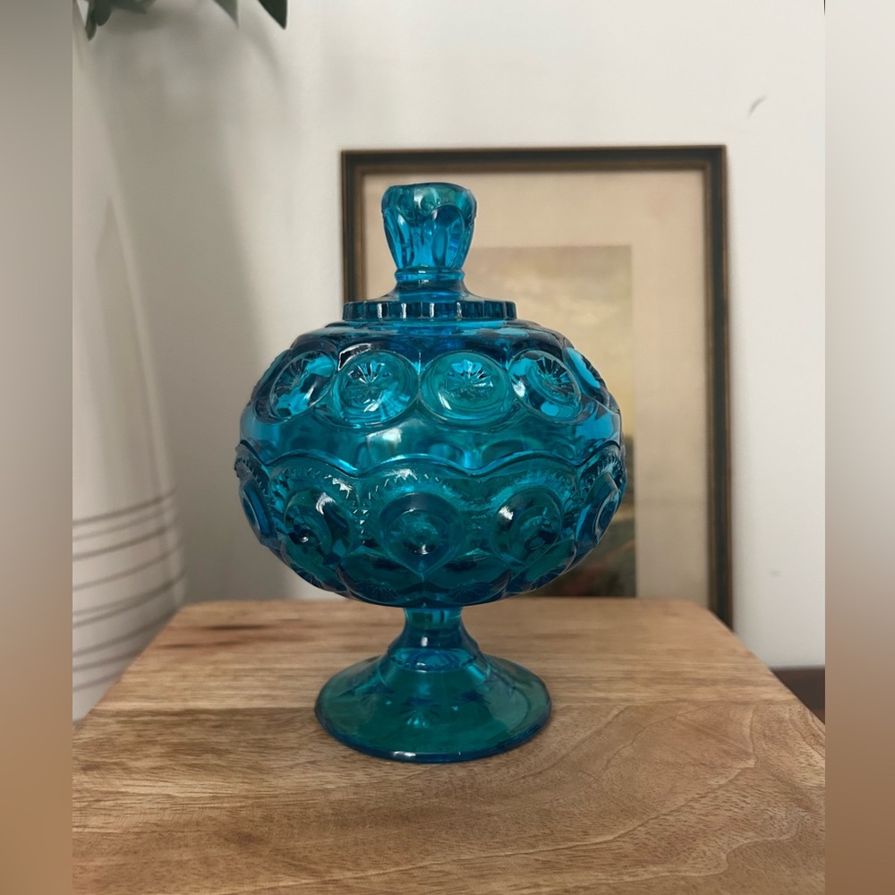 L.E. Smith Moon and Star Pedestal Blue Candy Dish Compote - Picture 2 of 5